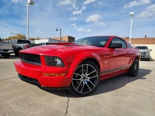Ford 2005 Mustang